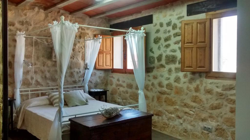Arnés Casa De Vacances La Vella Era מראה חיצוני תמונה